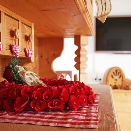 Holiday home Tyrol Fuegen